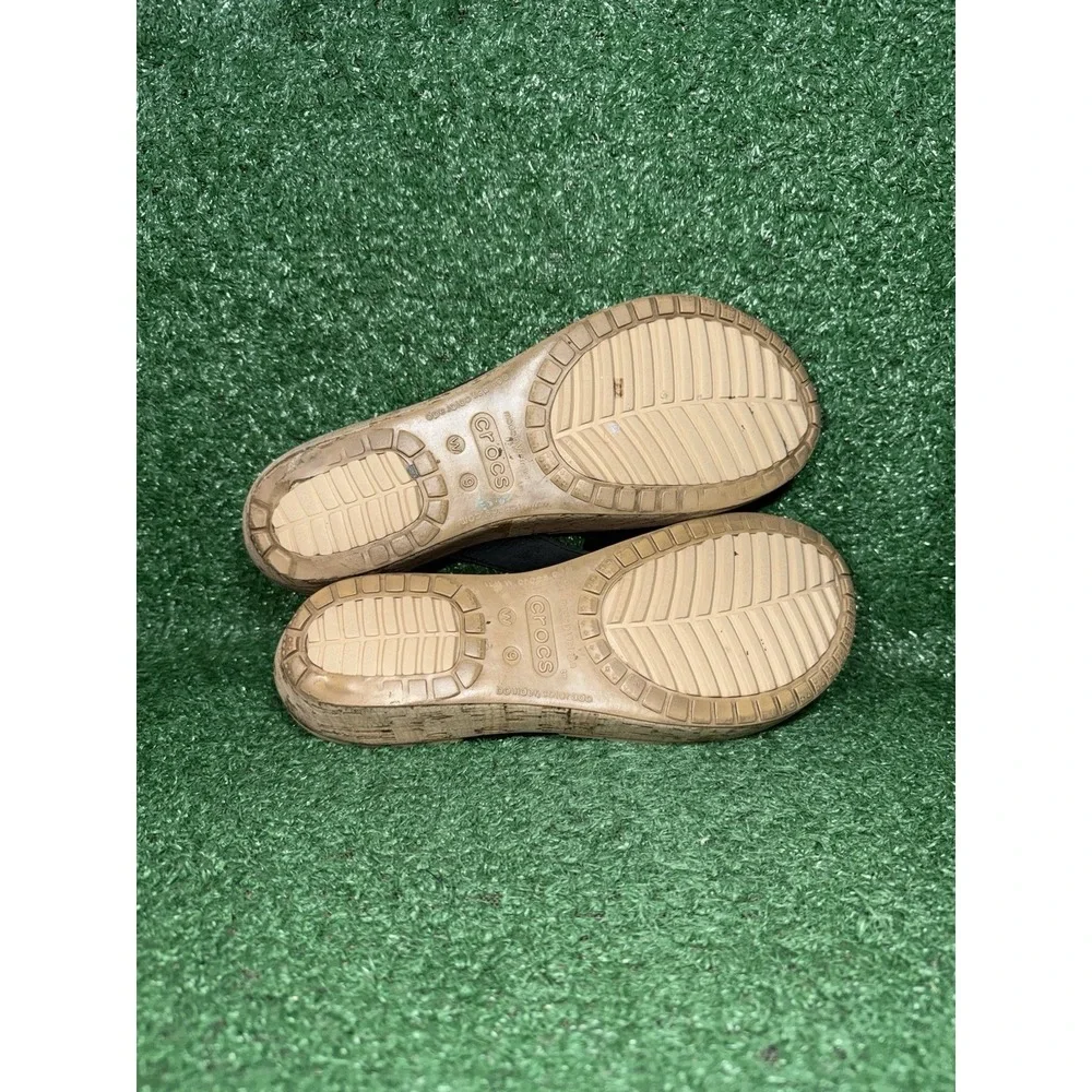 CROCS A-Leigh Leather Platform Wedge Sandals Strappy Cork Heel Womens Size 9 - Picture 8 of 10